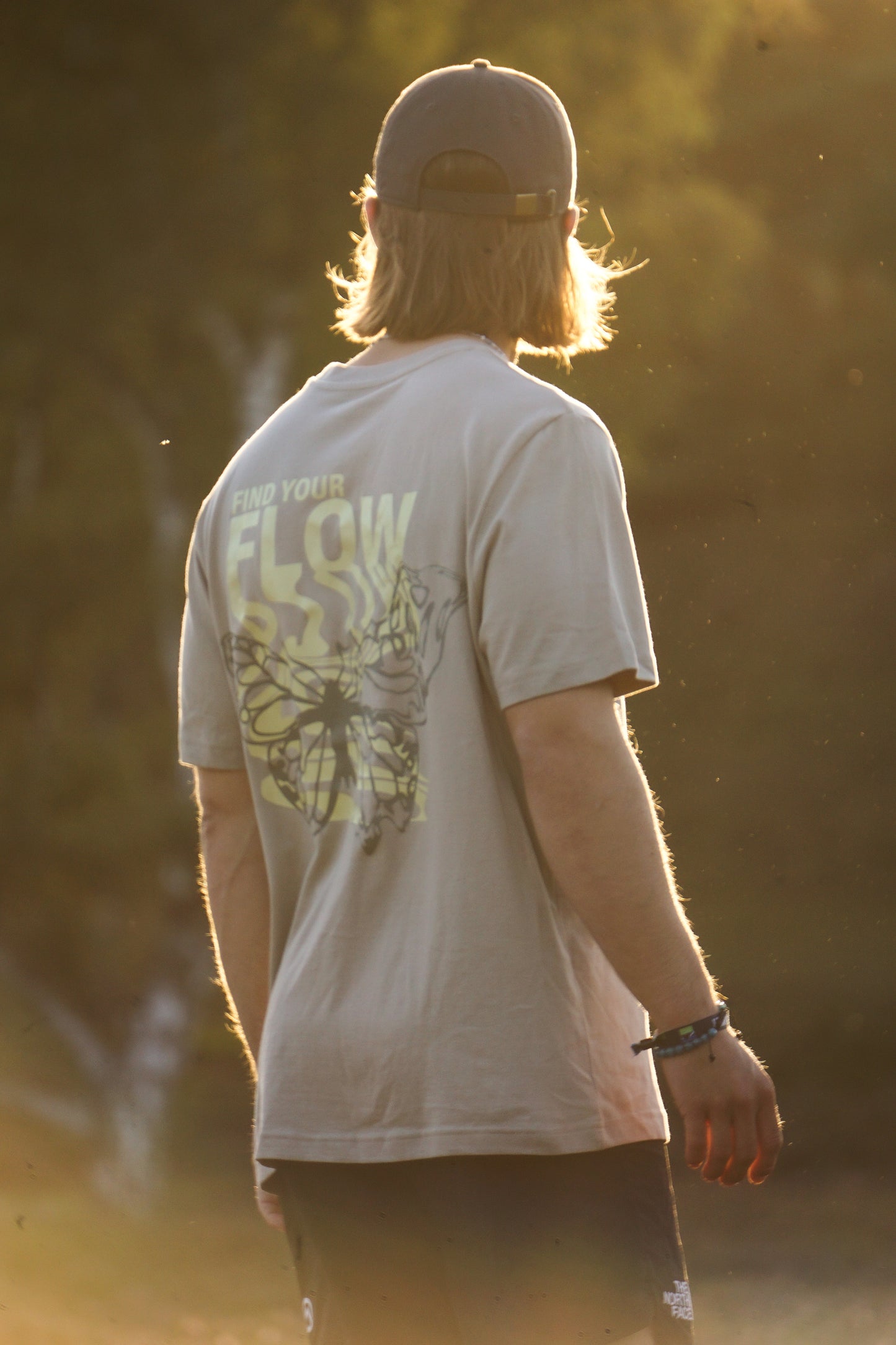 FlowShirt – Stone T-Shirt mit Butterfly Print