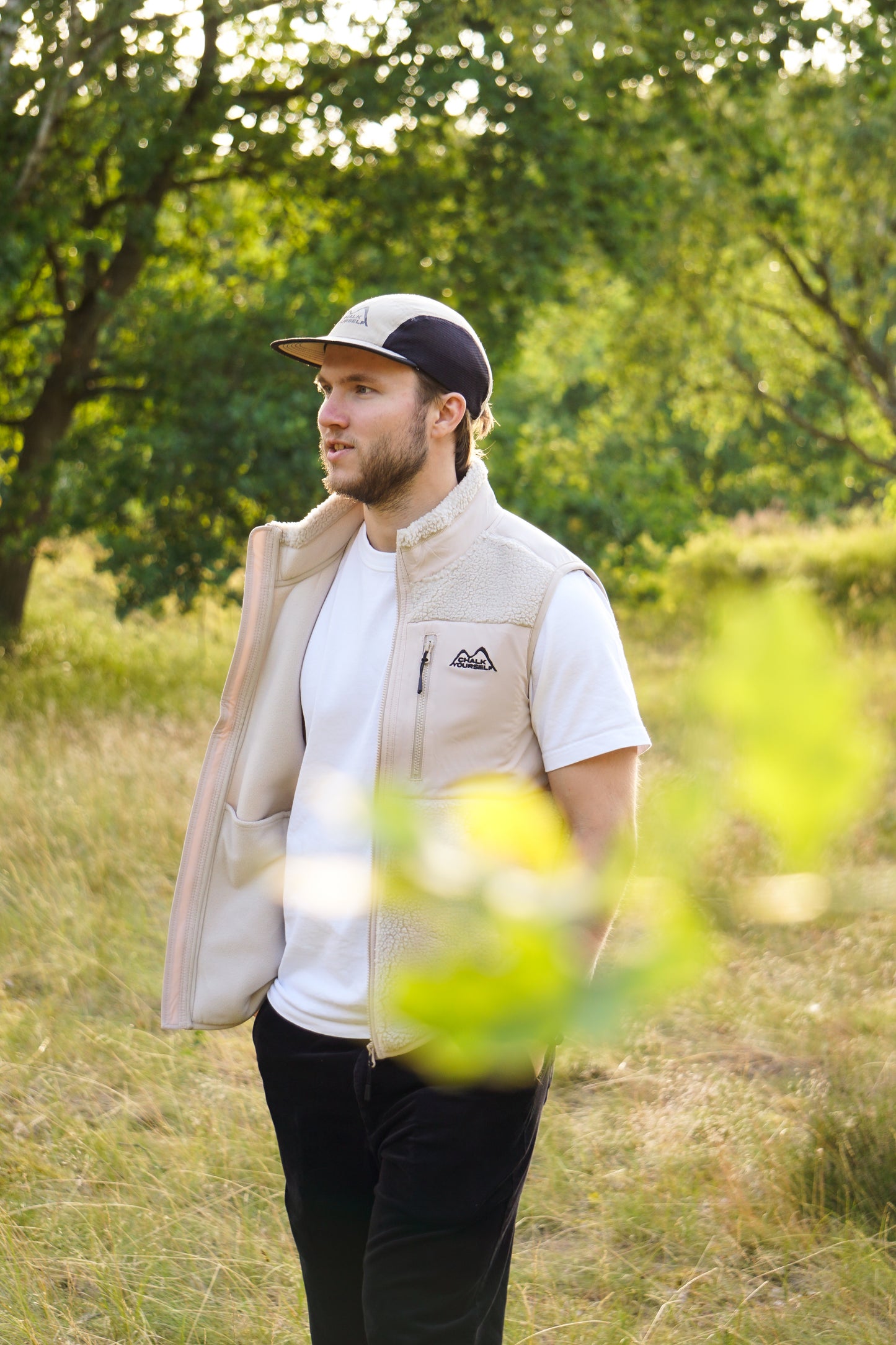 Summit Vest – Unisex Weste mit Bruststick