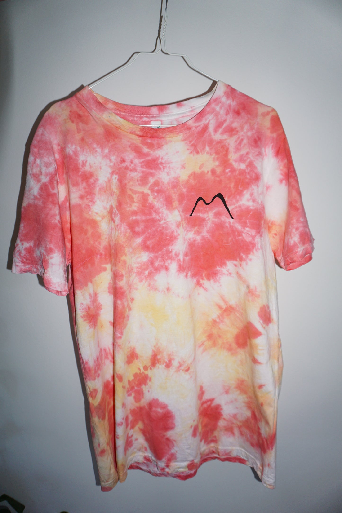 LogoShirt Wünschi – Individuelles Wunschfarben Batik T-Shirt